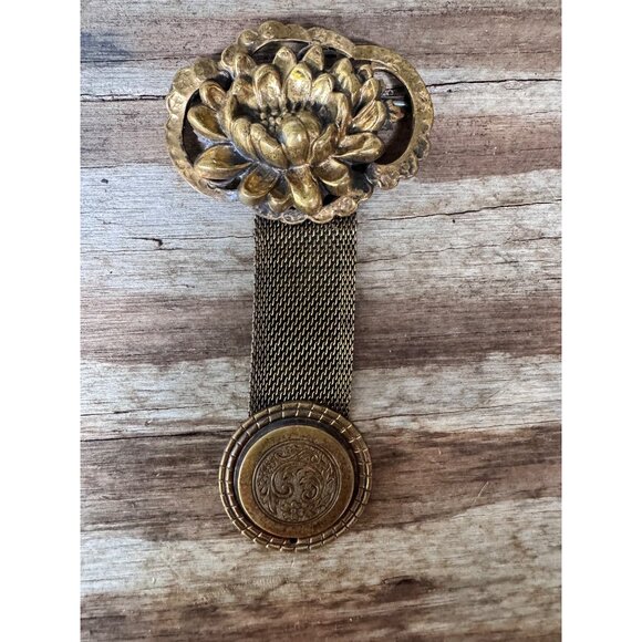 Antique Gold-Toned Mesh Chatelaine Brooch With Floral Motif & Decorative Engrave - Picture 2 of 7